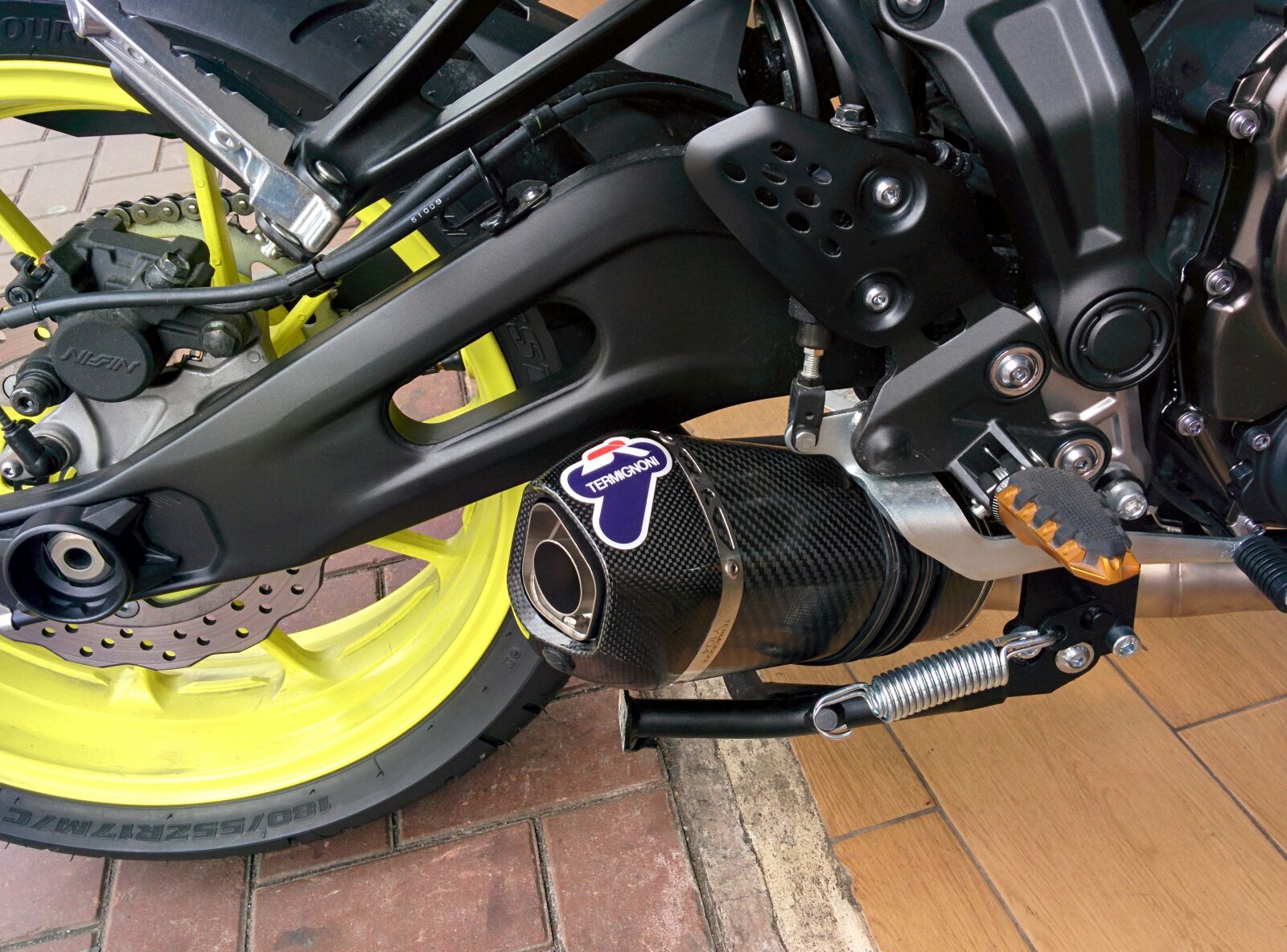 MT-07 Termignoni exhaust (carbon sleeve)_Termignoni 排氣管_改裝